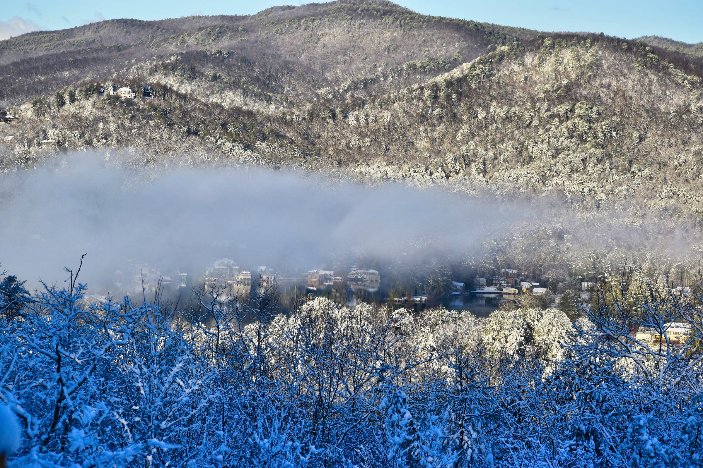 Fog settling into the Blue Ridge valley